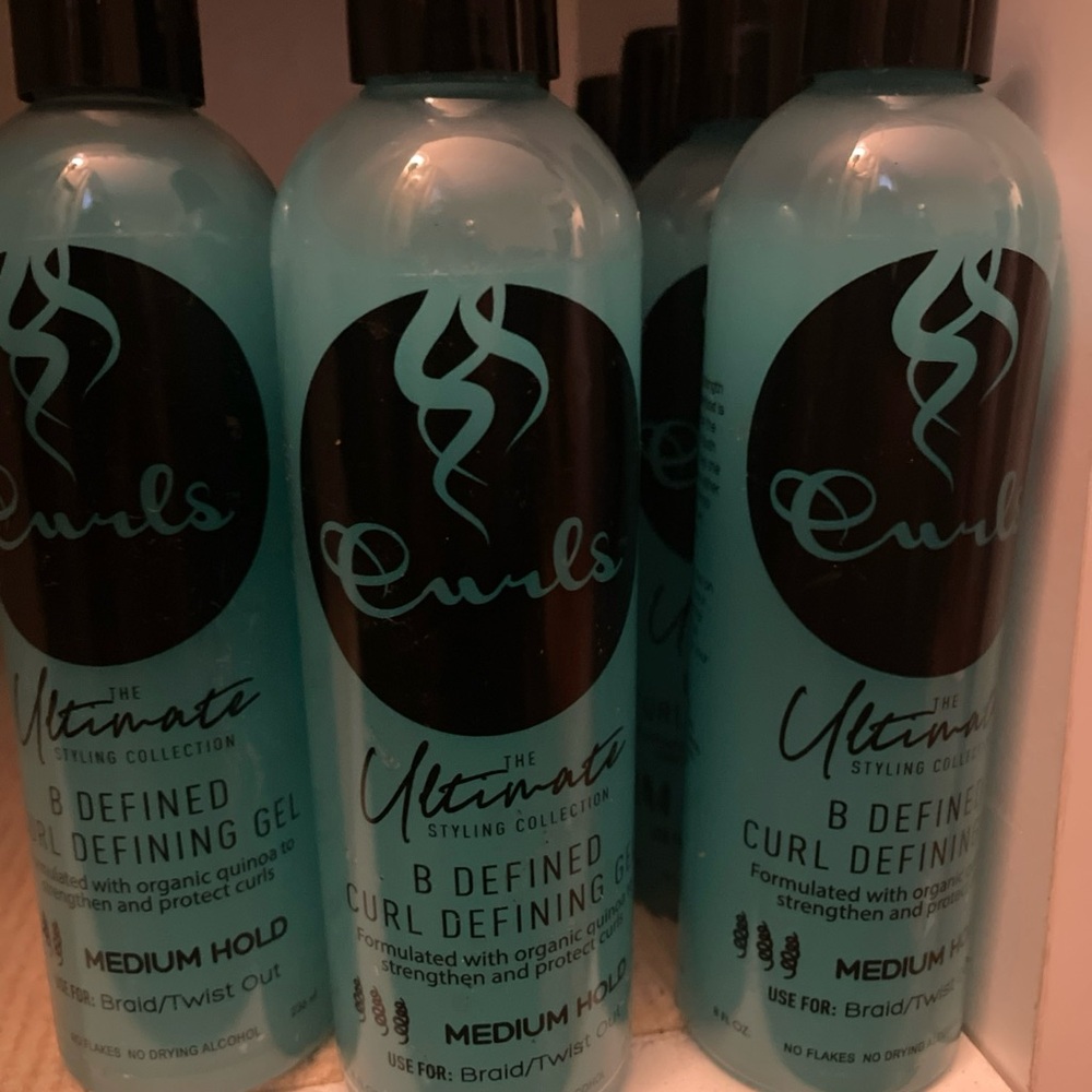 Curls Blue Curl Defining Gel medium hold